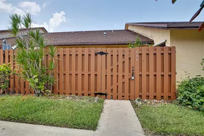 484 Springdale Circle #48d, Palm Springs, FL 33461 - Photo 37