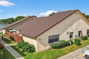 484 Springdale Cir, Palm Springs, FL 33461 - Photo 43