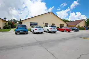 484 Springdale Cir, Palm Springs, FL 33461 - Photo 39