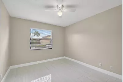 484 Springdale Circle #48d, Palm Springs, FL 33461 - Photo 31