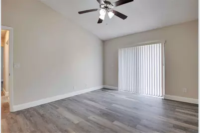 484 Springdale Circle #48d, Palm Springs, FL 33461 - Photo 13