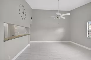 484 Springdale Cir, Palm Springs, FL 33461 - Photo 11