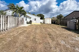 4828 Gladiator Cir, Greenacres, FL 33463 - Photo 3