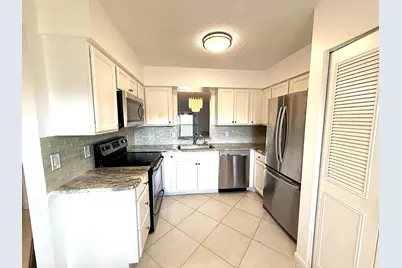 14310 Strathmore Lane #207, Delray Beach, FL 33446 - Photo 3
