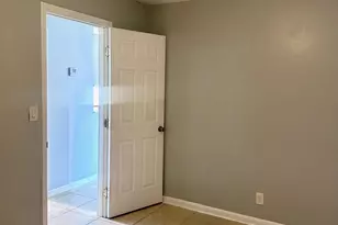 9326 Sunrise Dr, West Palm Beach, FL 33403 - Photo 27