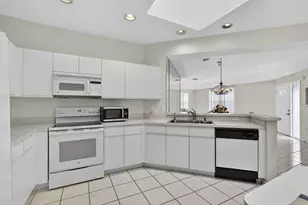 9868 D Summerbrook Terrace, Boynton Beach, FL 33437 - Photo 7