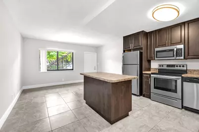 559 NE 44th Street, Boca Raton, FL 33431 - Photo 11