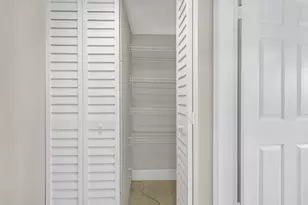 520 NE 44th St, Boca Raton, FL 33431 - Photo 19