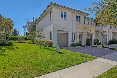 1010 Pioneer Way, Royal Palm Beach, FL 33411 - Photo 1