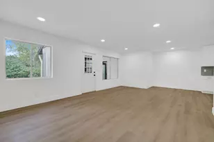 330 Pine Ridge Cir, Greenacres, FL 33463 - Photo 11