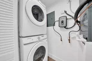 330 Pine Ridge Cir, Greenacres, FL 33463 - Photo 21