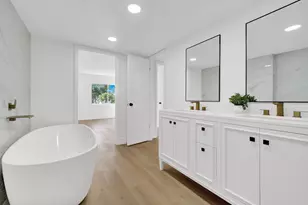 330 Pine Ridge Cir, Greenacres, FL 33463 - Photo 17