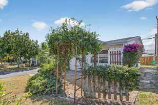 4561 NW 16th Ave, Tamarac, FL 33309 - Photo 3