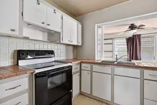 4561 NW 16th Ave, Tamarac, FL 33309 - Photo 13