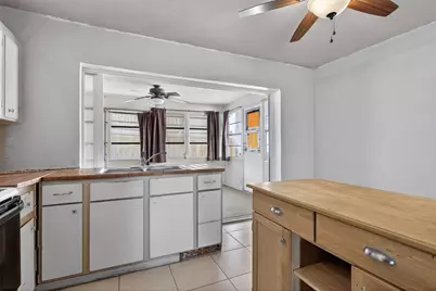 4561 NW 16th Avenue, Tamarac, FL 33309 - Photo 17