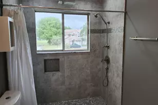 1919 Discovery Cir E, Deerfield Beach, FL 33442 - Photo 17