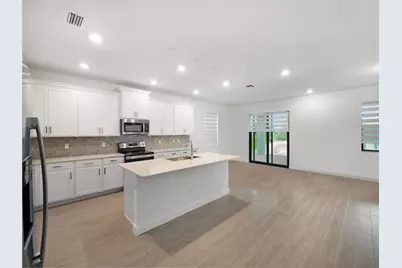 1325 Whitcombe Drive, Royal Palm Beach, FL 33411 - Photo 9