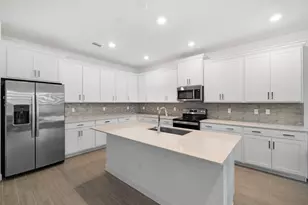 1325 Whitcombe Dr, Royal Palm Beach, FL 33411 - Photo 7