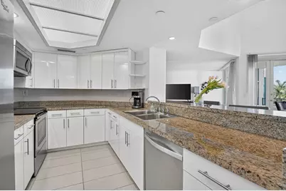 120 SE 5th Avenue #520, Boca Raton, FL 33432 - Photo 17