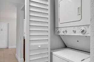 208 Foxtail Dr, Greenacres, FL 33415 - Photo 27