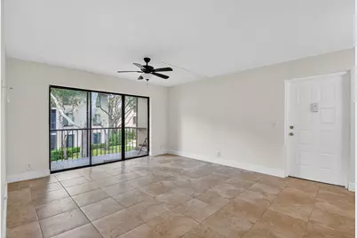 208 Foxtail Drive #B2, Greenacres, FL 33415 - Photo 5