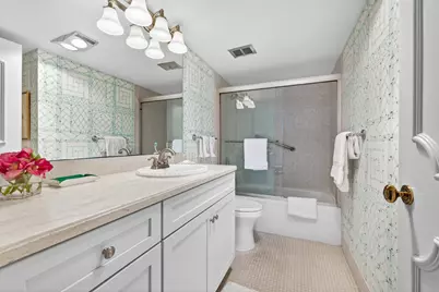 227 Australian Avenue #2c, Palm Beach, FL 33480 - Photo 19