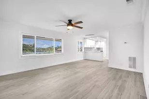 1015 Spanish River Rd, Boca Raton, FL 33432 - Photo 5