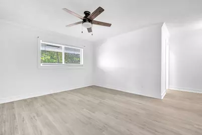 1015 Spanish River Road, Boca Raton, FL 33432 - Photo 19