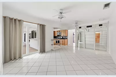 9696 Honeysuckle Avenue, Palm Beach Gardens, FL 33410 - Photo 21