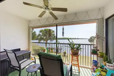 304 Liberty Court, Deerfield Beach, FL 33442 - Photo 15