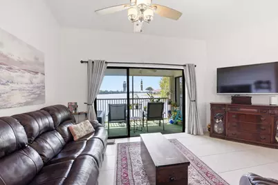 304 Liberty Court, Deerfield Beach, FL 33442 - Photo 9