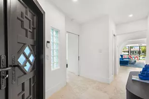 7820 Hawthorne Ave, Miami Beach, FL 33141 - Photo 29