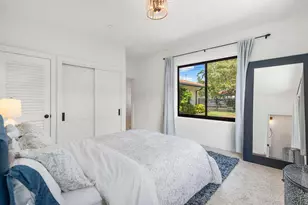 7820 Hawthorne Ave, Miami Beach, FL 33141 - Photo 17