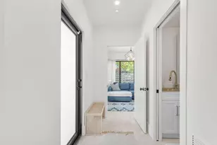 7820 Hawthorne Ave, Miami Beach, FL 33141 - Photo 21