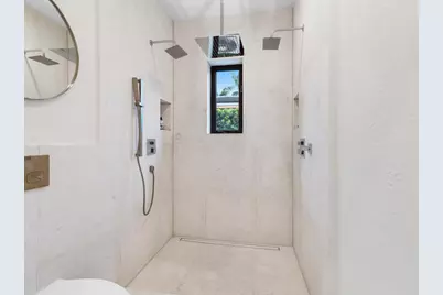 7820 Hawthorne Avenue, Miami Beach, FL 33141 - Photo 19