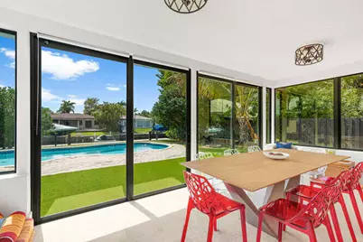 7820 Hawthorne Avenue, Miami Beach, FL 33141 - Photo 7