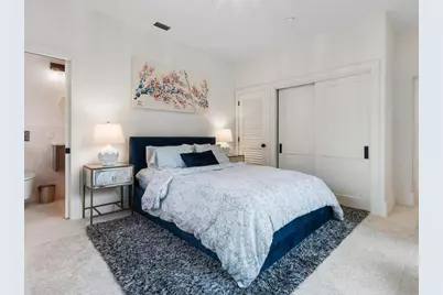 7820 Hawthorne Avenue, Miami Beach, FL 33141 - Photo 25