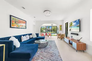7820 Hawthorne Ave, Miami Beach, FL 33141 - Photo 1