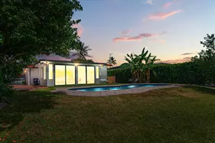 7820 Hawthorne Ave, Miami Beach, FL 33141 - Photo 37