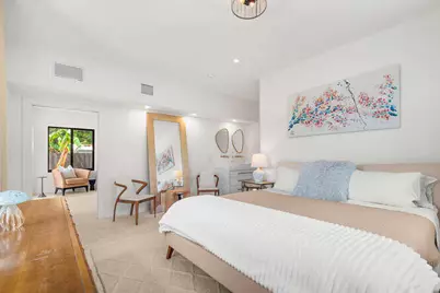 7820 Hawthorne Avenue, Miami Beach, FL 33141 - Photo 11