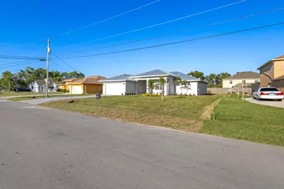 5271 NW Mayfield Lane, Port Saint Lucie, FL 34983 - Photo 11