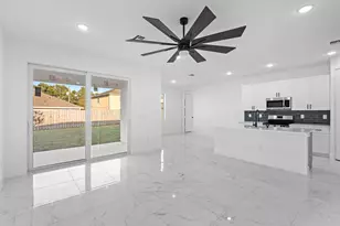 5271 NW Mayfield Ln, Port Saint Lucie, FL 34983 - Photo 31