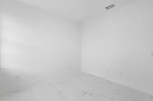 5271 NW Mayfield Ln, Port Saint Lucie, FL 34983 - Photo 27