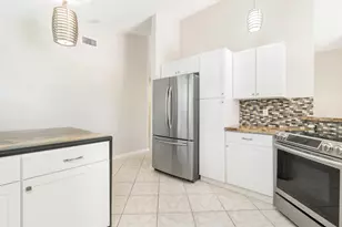 2690 Mikasa Dr, Palm Beach Gardens, FL 33410 - Photo 11