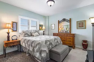 2650 Lake Shore Dr, Riviera Beach, FL 33404 - Photo 21