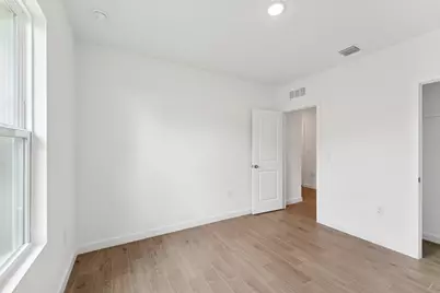 879 SW McCoy Avenue #74, Port Saint Lucie, FL 34953 - Photo 11