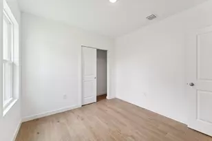 879 SW McCoy Ave, Port Saint Lucie, FL 34953 - Photo 17