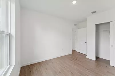 879 SW McCoy Avenue #74, Port Saint Lucie, FL 34953 - Photo 9