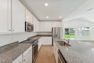 879 SW McCoy Ave, Port Saint Lucie, FL 34953 - Photo 23