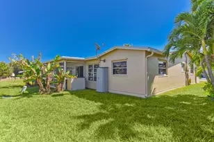 1281 NW 45th Ct, Deerfield Beach, FL 33064 - Photo 35
